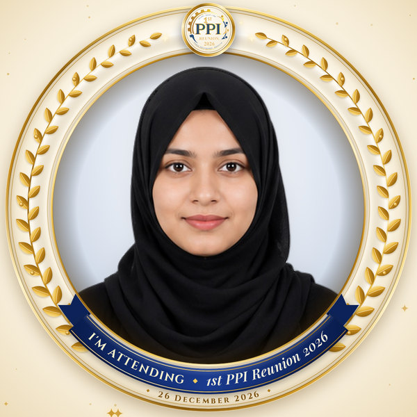Sample profile photo with the Gold frame